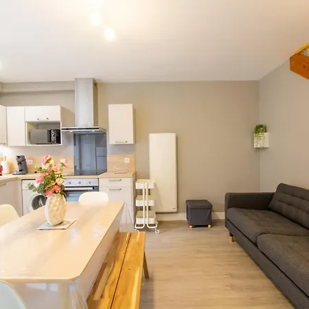 Maison En Pierre Renovee Avec Jardin, Proche Sarlat, Ideale Pour Familles, Avec Equipements Bebe Inclus - Fr-1-616-200 Holiday home Aillac
