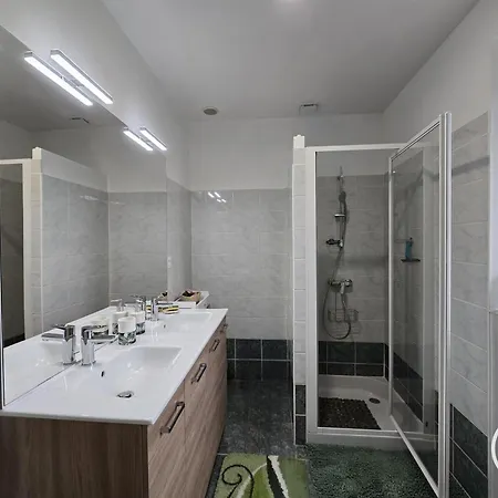 Maison En Pierre Renovee 4 Pers Avec Jardin Et Terrasse, Proche Dordogne - Fr-1-616-200 *